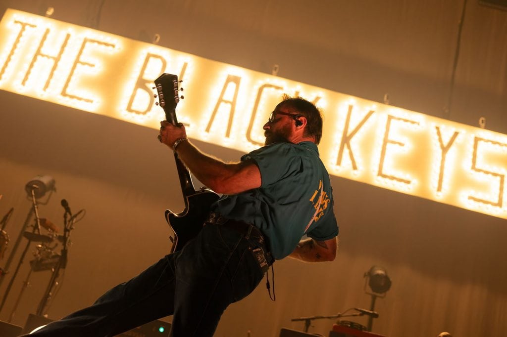 Live Review: The Black Keys + Miles Kane @ The Tabernacle, Atlanta, GA – April 26, 2026